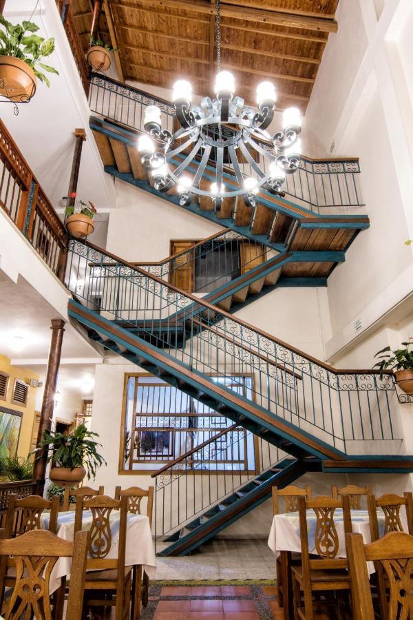 Hotel Valdivia Plaza 3*
